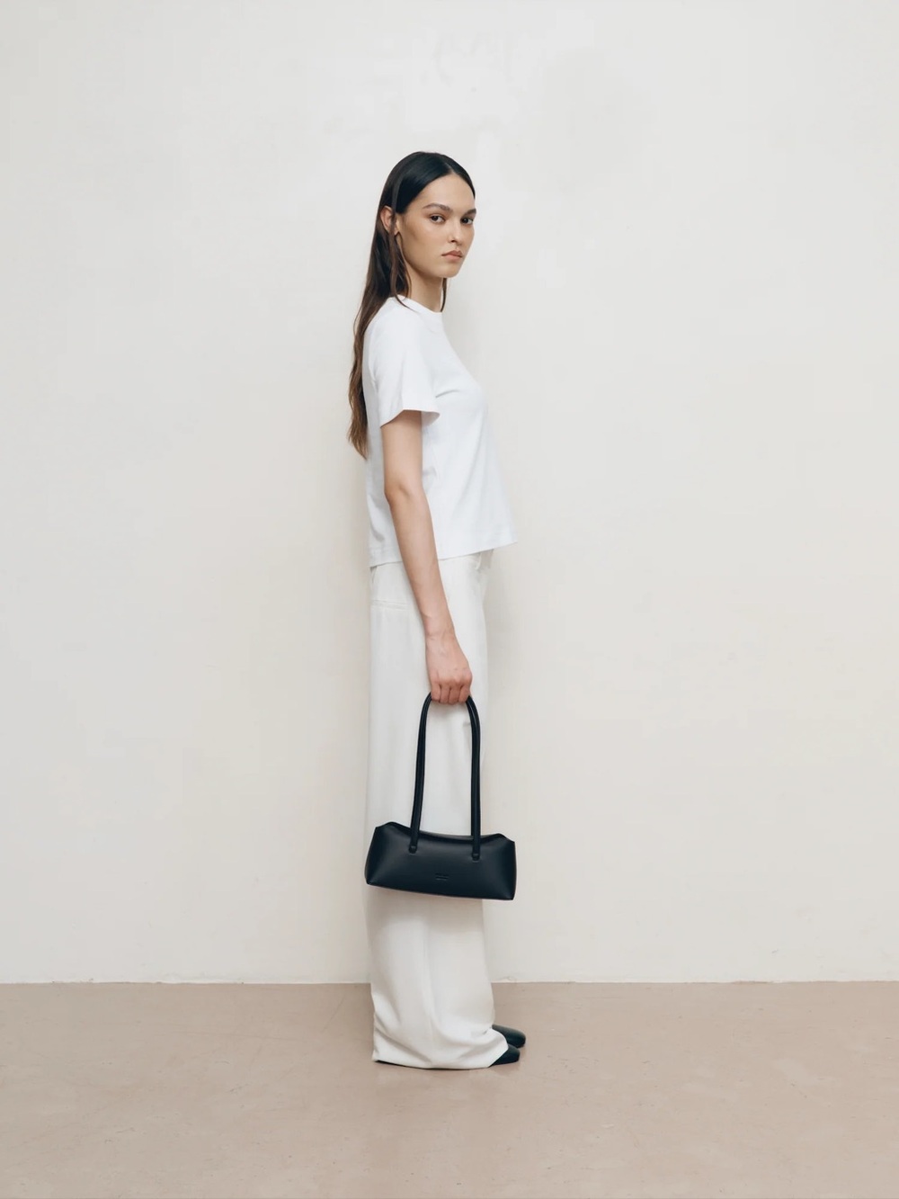 NWT FREJA MINI CHRYSTIE BAG - Picture 2 of 9